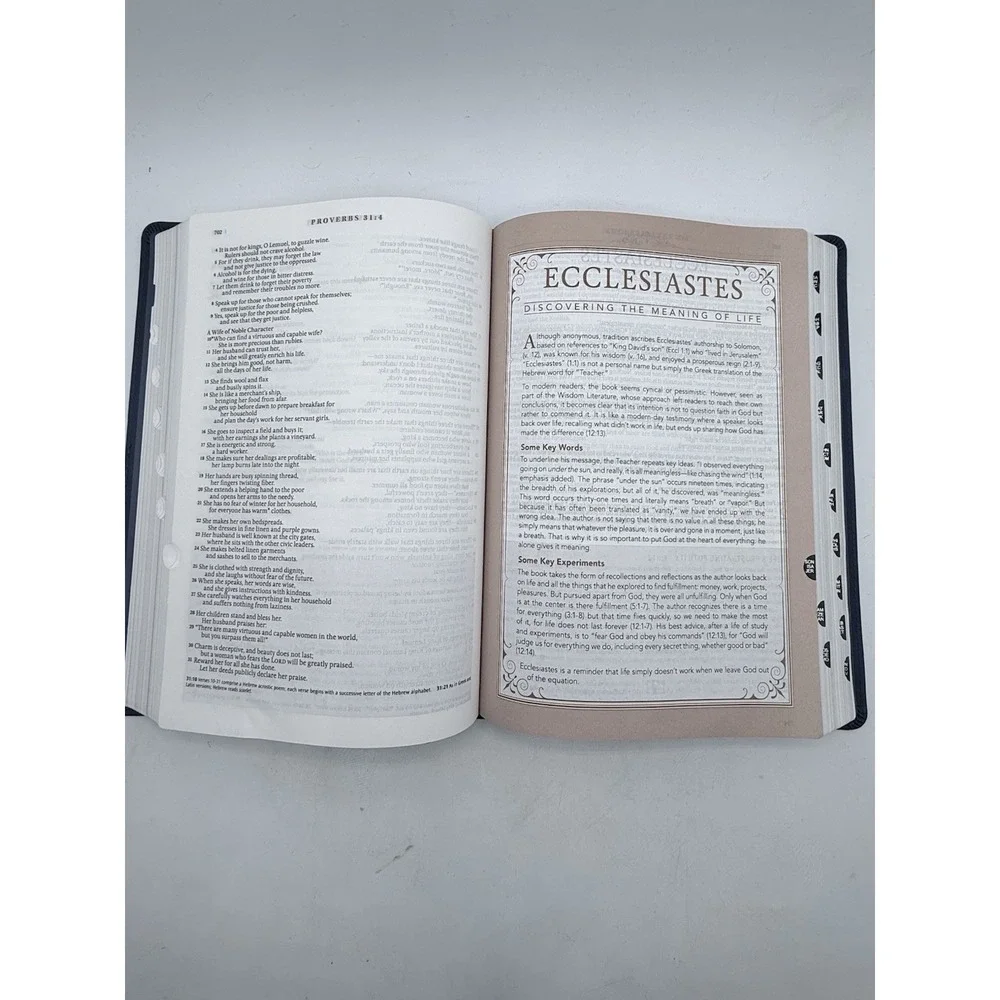 The Spiritual Growth Bible NLT: navy blue faux leather with thumb index